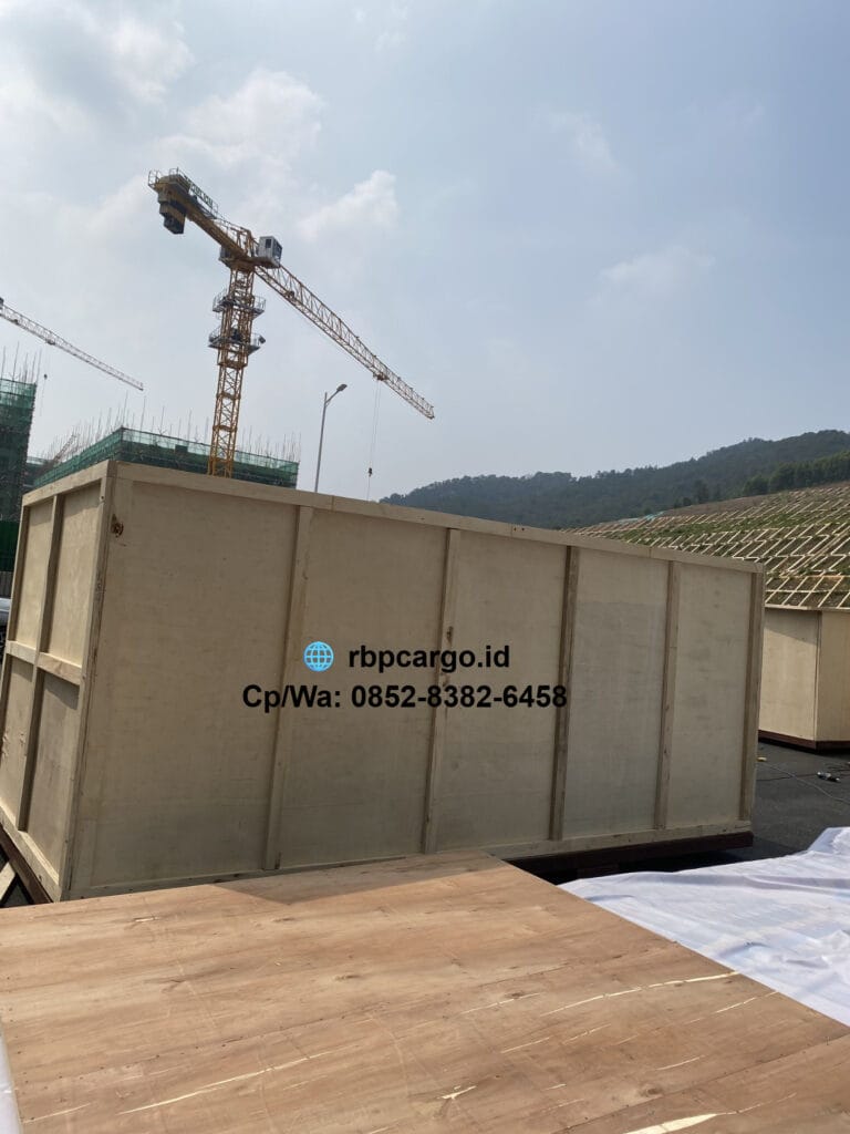 Freight Forwarding Laut & Udara – Pengaturan Pengiriman Internasional yang Efisien dan Hemat Biaya