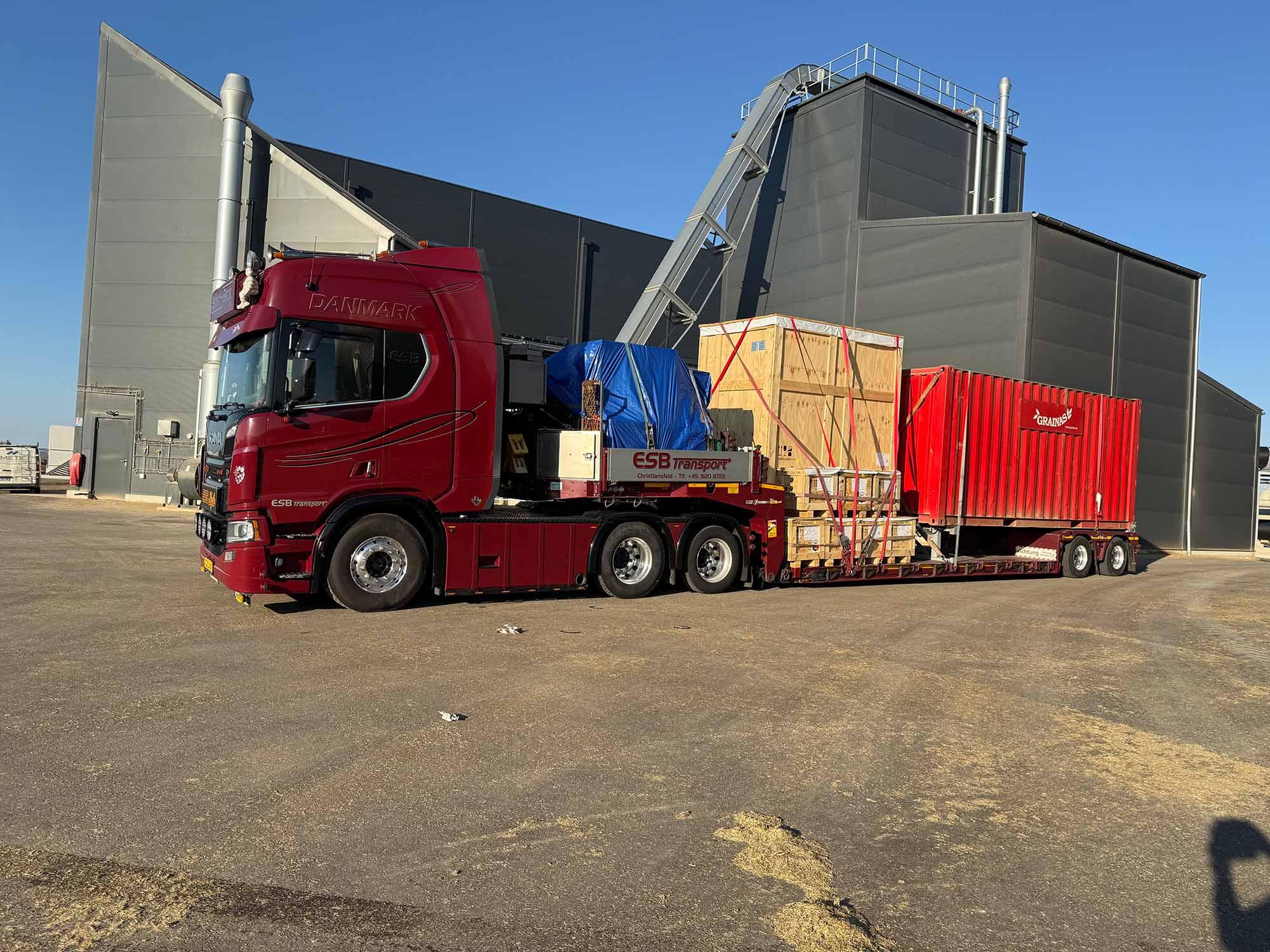 Cargo import Indonesia